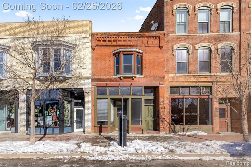 1438 Michigan Ave - Photo 3