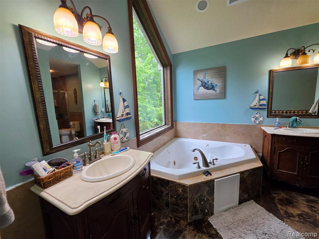 5150 W Carpenter Road, Flint, MI 48504 — Photo 22