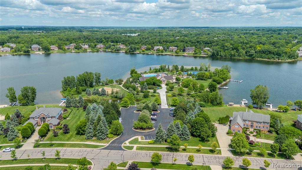 50719 Amesburg Drive, Novi, MI — Photo 61