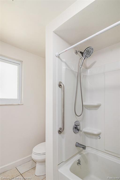 5391 Antoinette Drive, Grand Blanc, MI 48439 — Photo 19