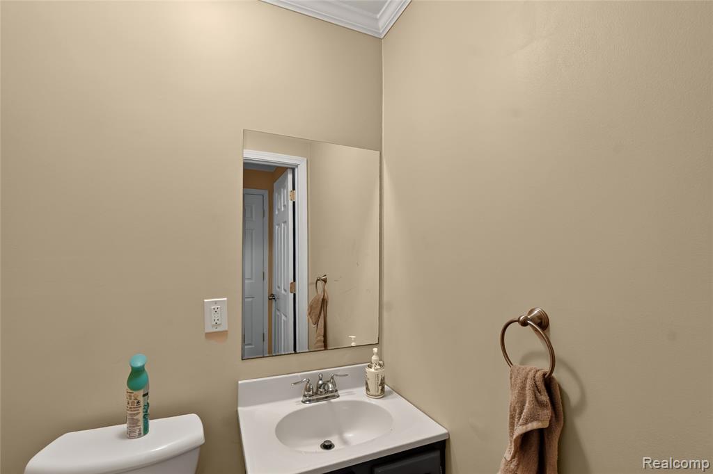 2312 Darwin Lane, Saginaw, MI 48603 — Photo 14