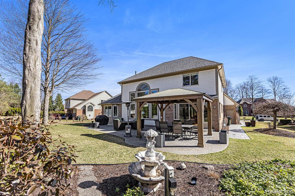 6634 SAINT ANDREWS Drive, Shelby Twp, MI 48316 — Photo 34