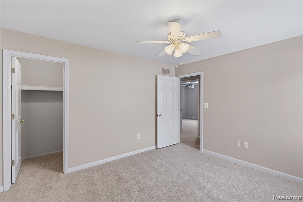 46448 Leanna Drive, Macomb, MI 48044 — Photo 28