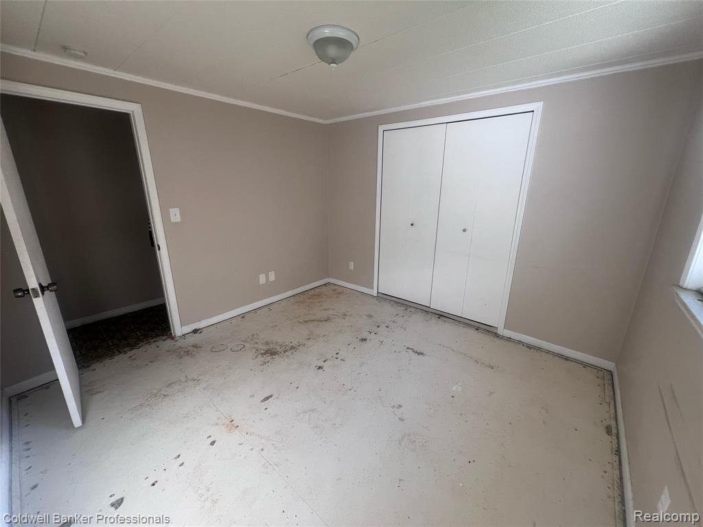 904 Rowland Road, Leonard, MI 48367 — Photo 12