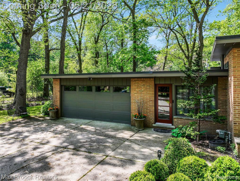 255 N Berkshire Road, Bloomfield Hills, MI 48302 — Photo 4