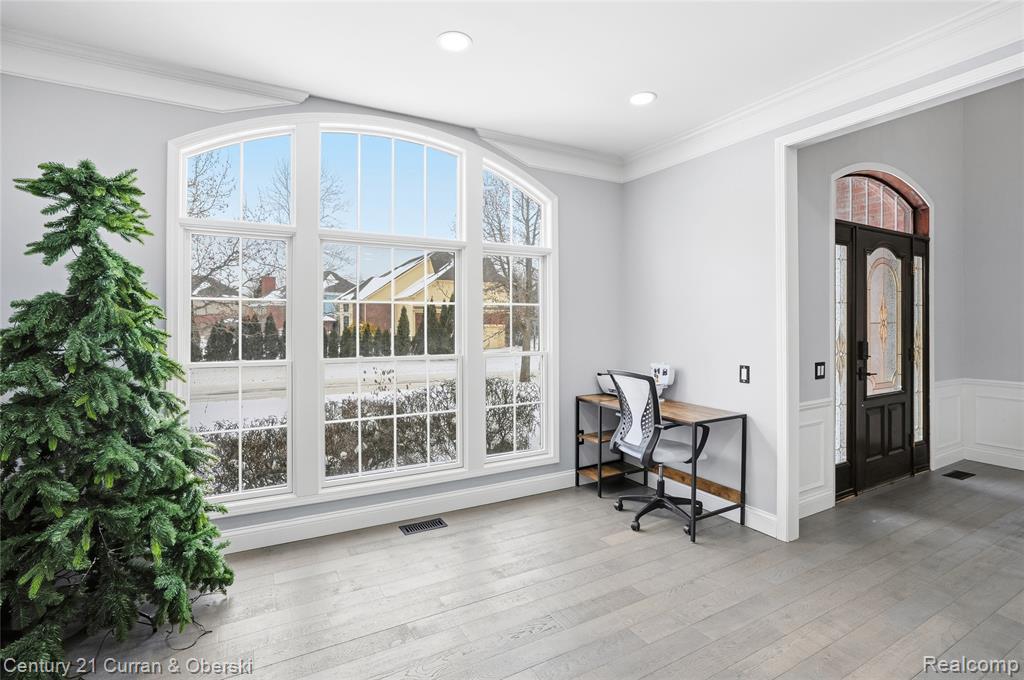 2043 Centennial Drive, Canton, MI 48187 — Photo 4