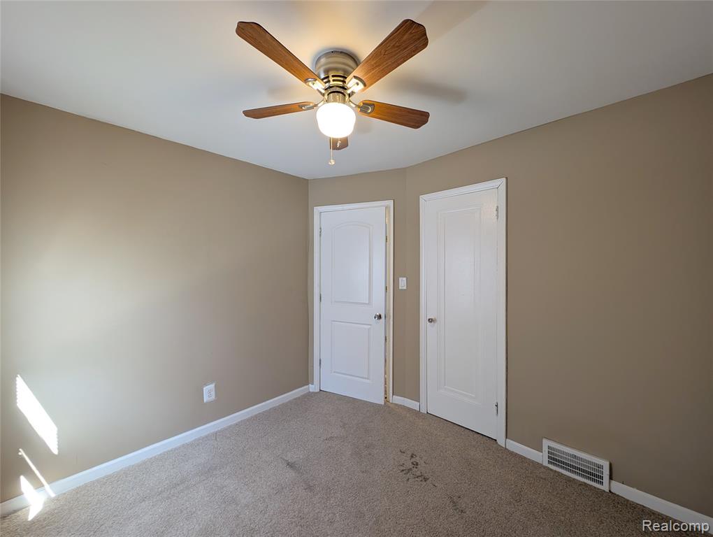 19160 FREELAND Street, Detroit, MI 48235 — Photo 13