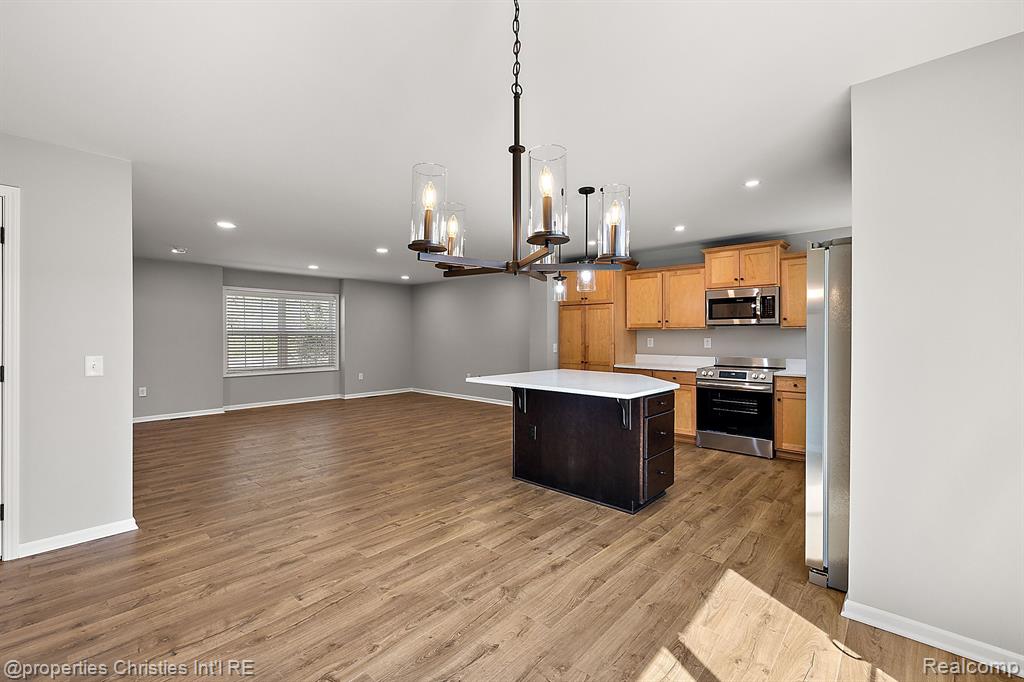 4125 S Newton Road, Commerce Twp, MI 48390 — Photo 15