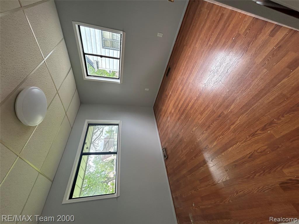 6390 Archdale Street, Detroit, MI 48228 — Photo 21