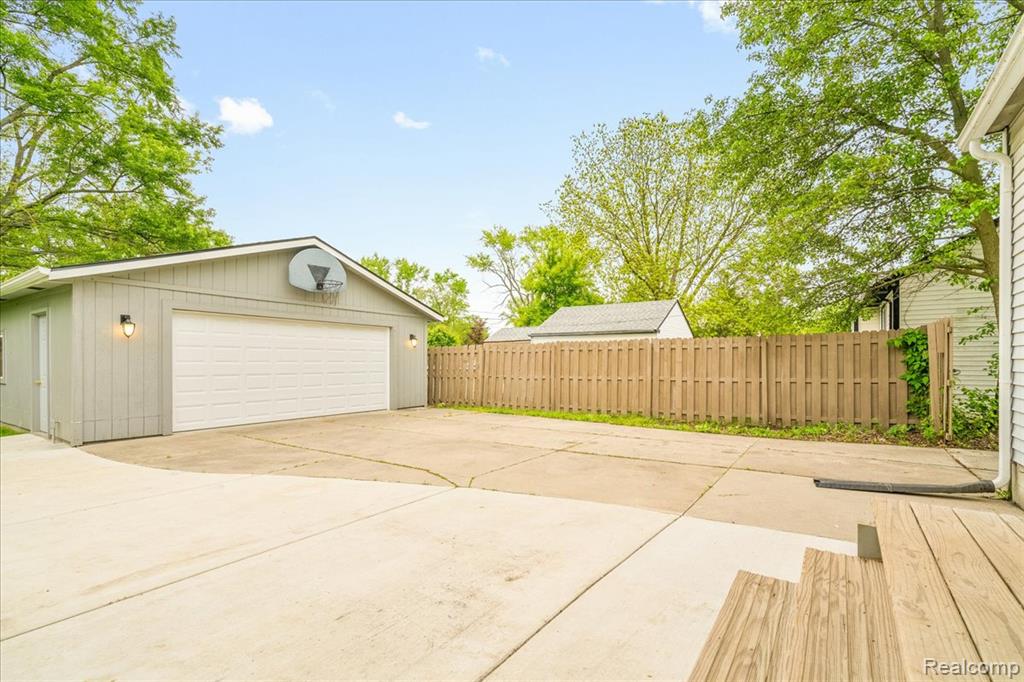 7205 Kempa Street, Romulus, MI 48174 — Photo 11