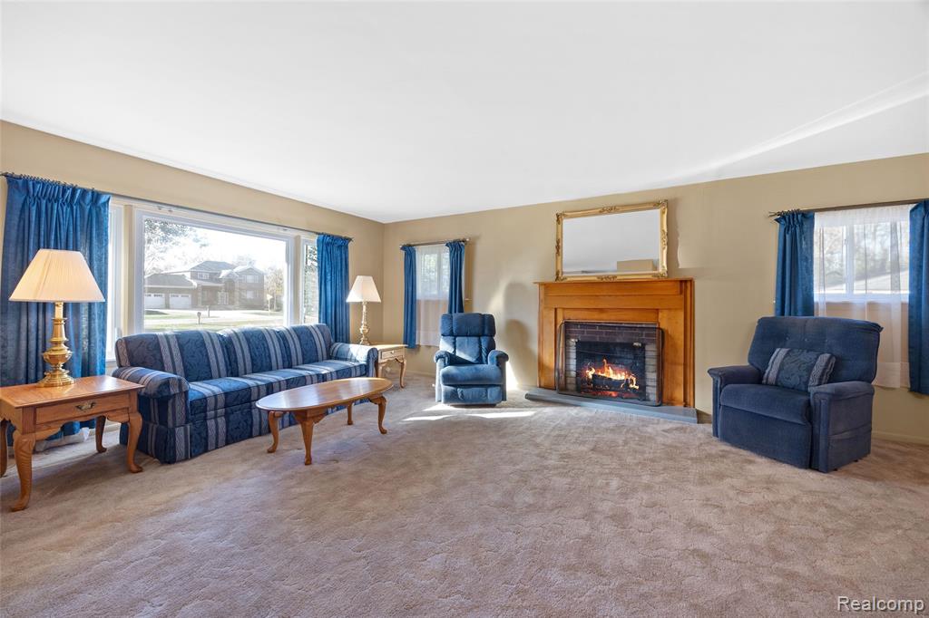 6135 Whittaker Road, Ypsilanti, MI 48197 — Photo 10