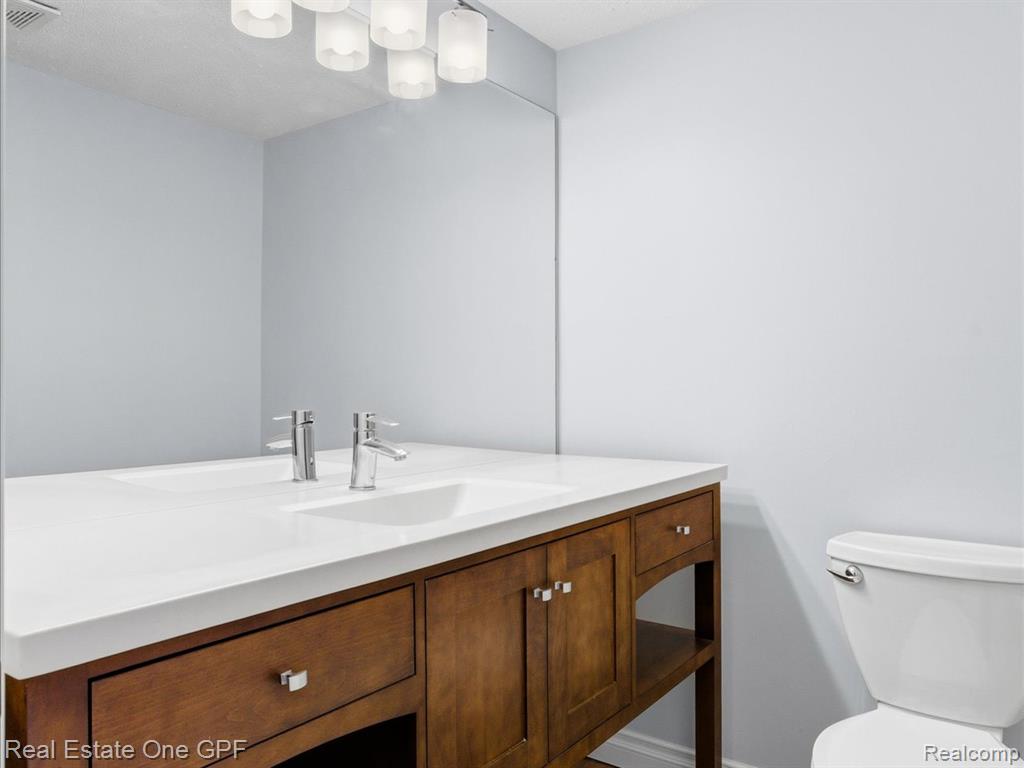 1715 River Road, 22, St. Clair, MI 48079 — Photo 23