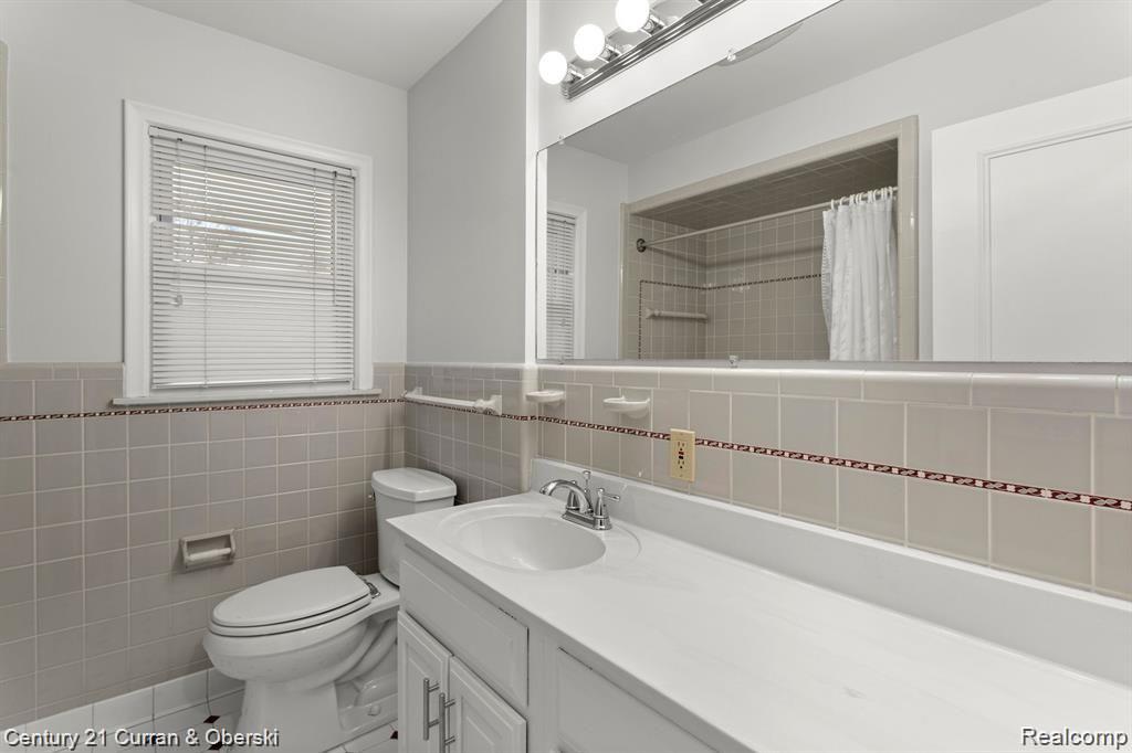 7296 KINGSBURY STREET, Dearborn Heights, MI 48127 — Photo 16