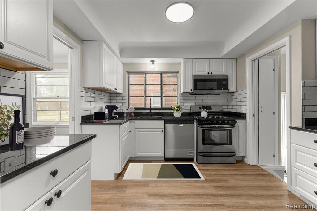 9935 Hemingway, Redford, MI 48239 — Photo 12