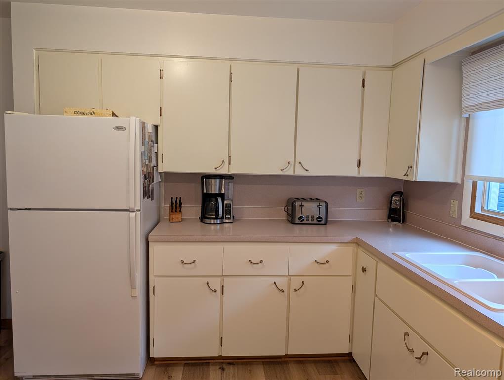 411 Cleveland Street, Bad Axe, MI 48413 — Photo 22