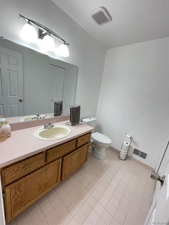 53775 CRANSTON Drive, Macomb, MI 48042 — Photo 25