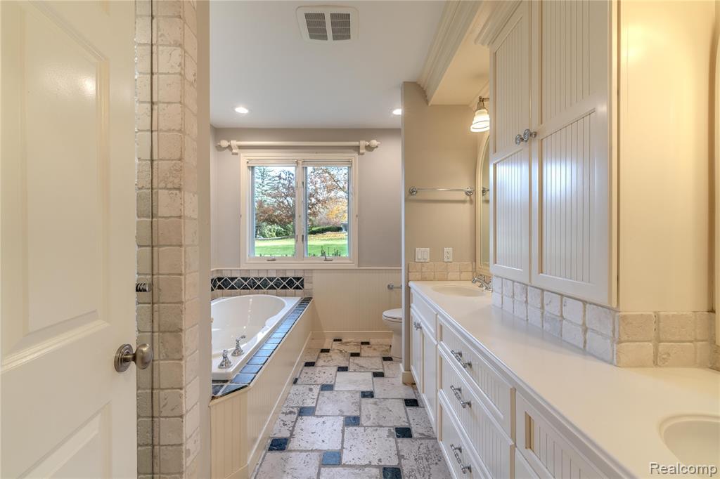 591 Rudgate Road, Bloomfield Hills, MI 48304 — Photo 59