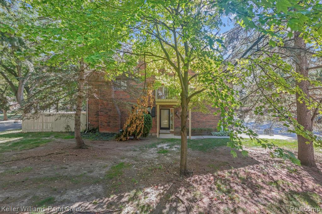 42501 Eldon Circle, Clinton Twp, MI 48038 — Photo 3