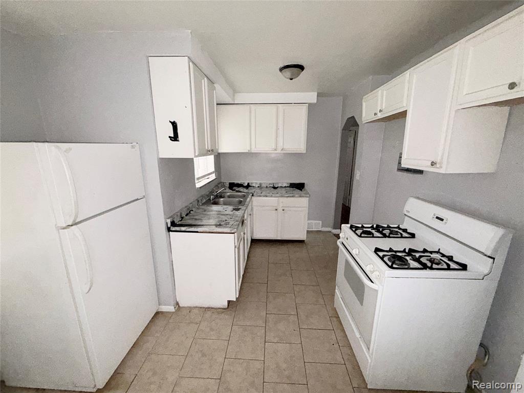 19620 Sunset Street - Photo 5
