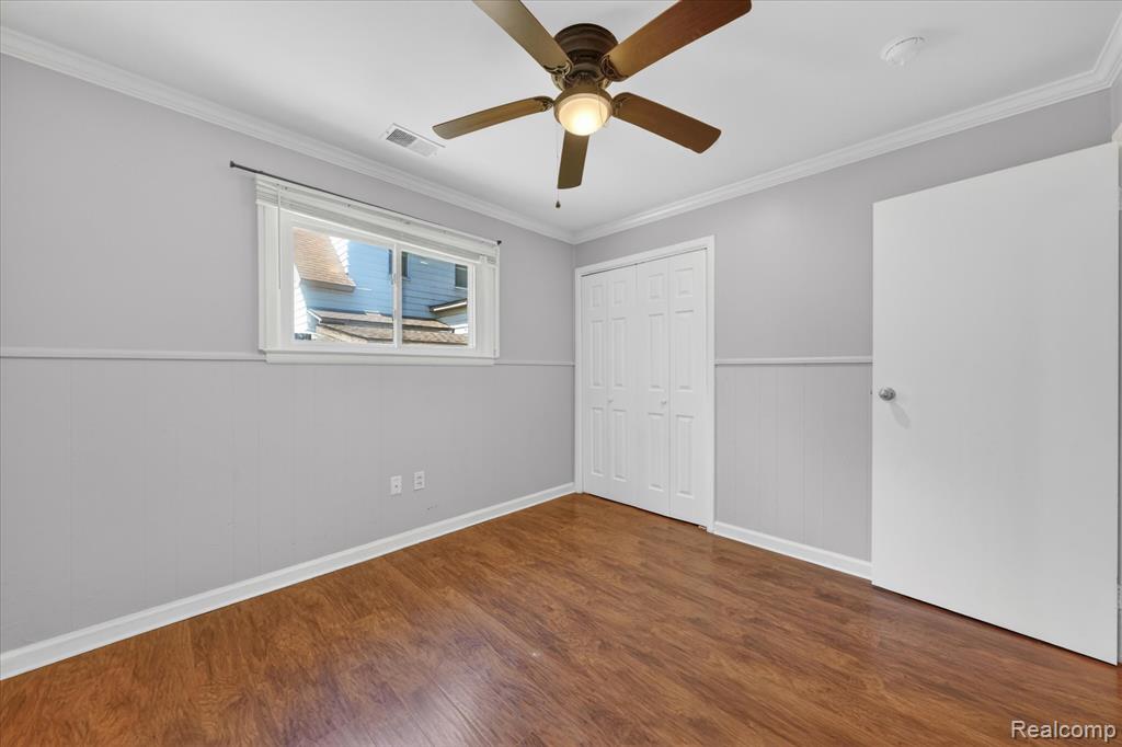 401 W Liberty Street, South Lyon, MI 48178 — Photo 22