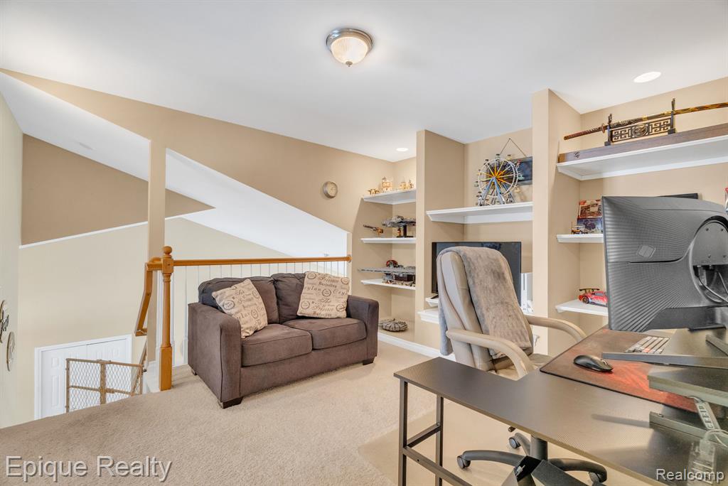 8459 Cranbrook Drive, Grand Blanc, MI 48439 — Photo 41