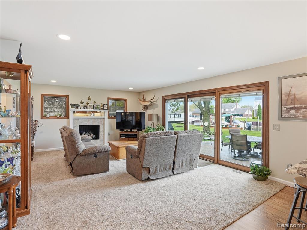 32160 S River Road, Harrison Township, MI — Photo 19