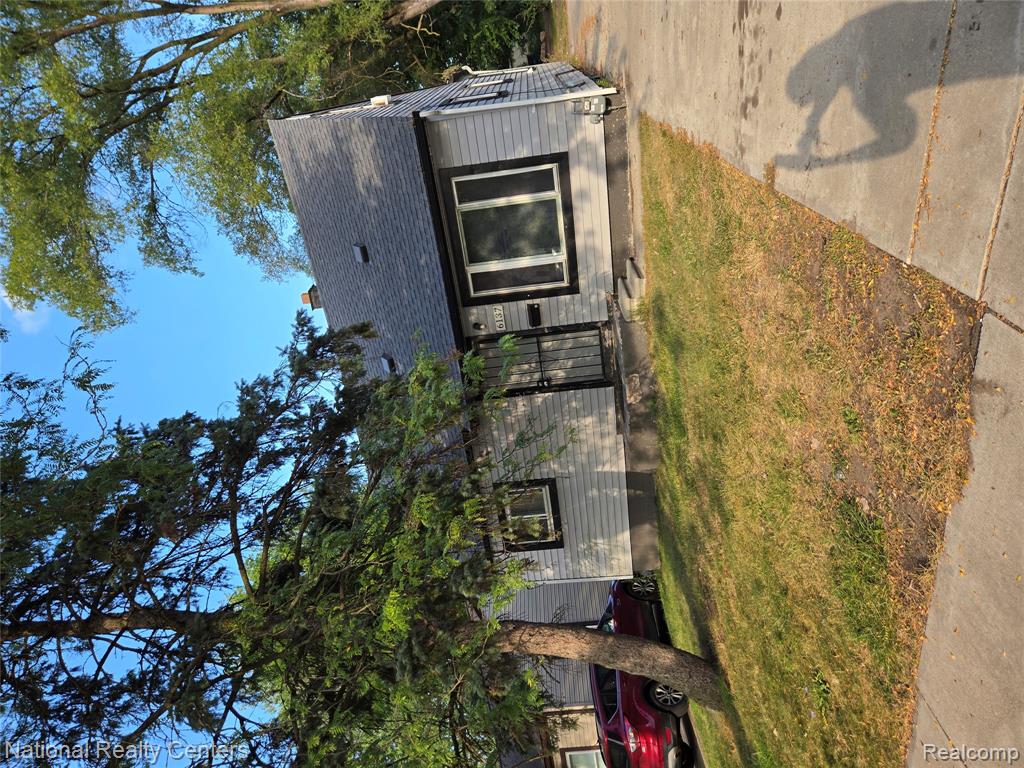 6137 McGuire Avenue, Taylor, MI — front exterior