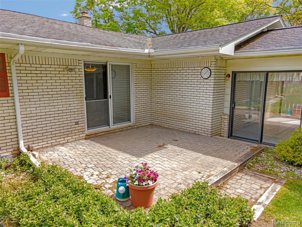 8887 Clark Road, Clarkston, MI — Photo 29