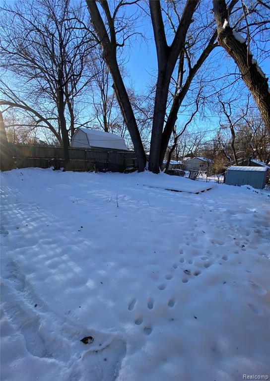 733 Livingston Avenue, Pontiac, MI 48340 — Photo 19