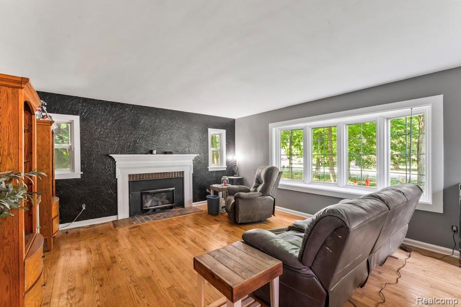 580 N Almont Avenue, Imlay City, MI 48444 — Photo 5