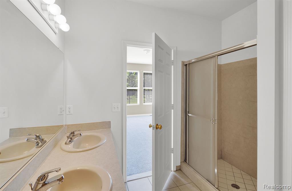 7106 MOORE, Shelby Twp, MI 48317 — Photo 14