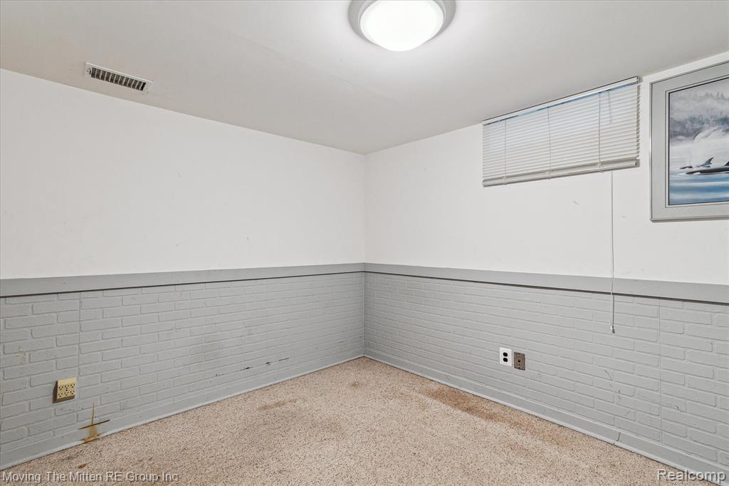 49212 Kimberly Ann Lane, Chesterfield, MI — Photo 36