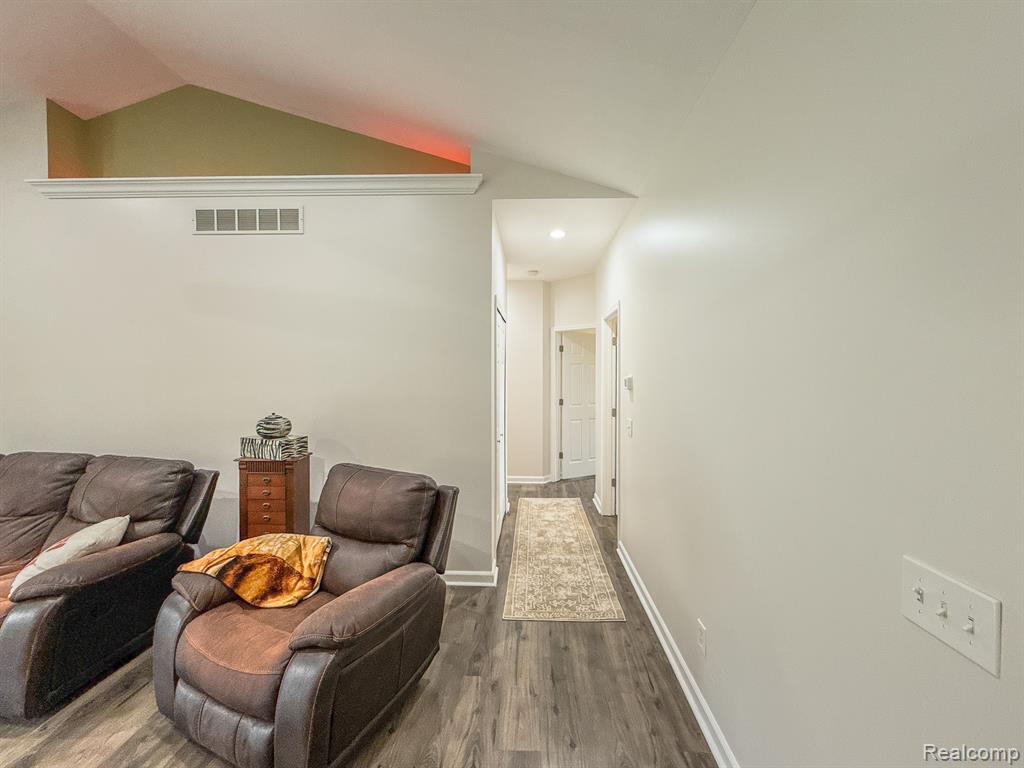 6310 MAPLE Avenue, Swartz Creek, MI 48473 — Photo 16