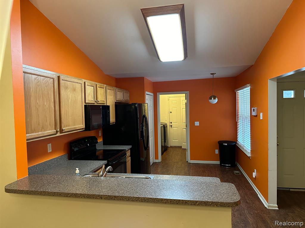 22780 REDWOOD Lane, Taylor, MI 48180 — Photo 6
