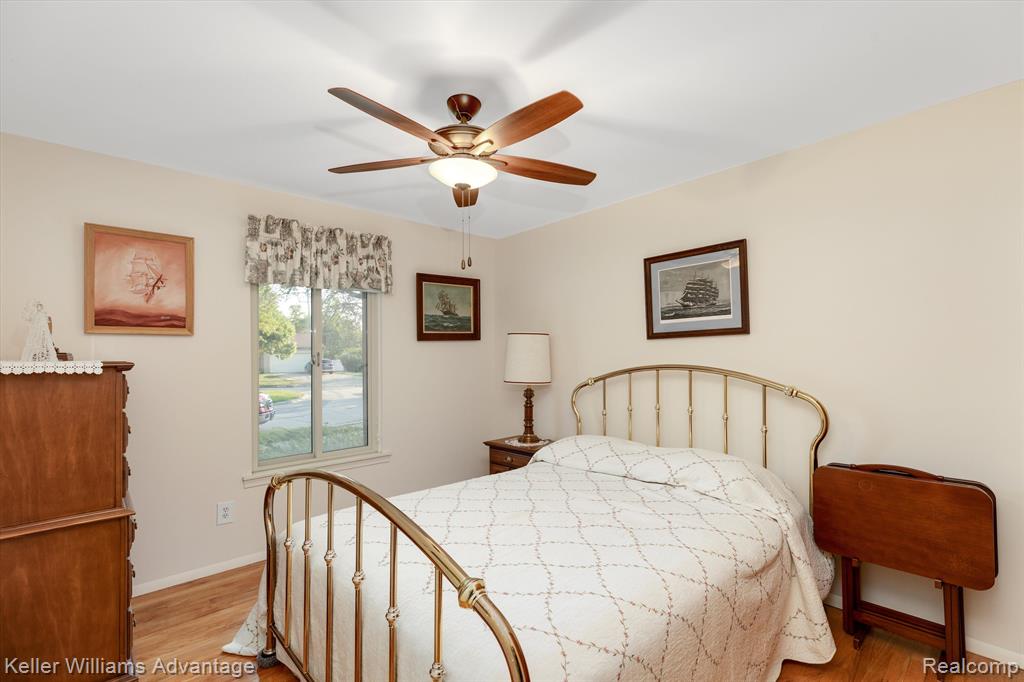 44284 SUFFOLK, Canton, MI 48187 — Photo 23