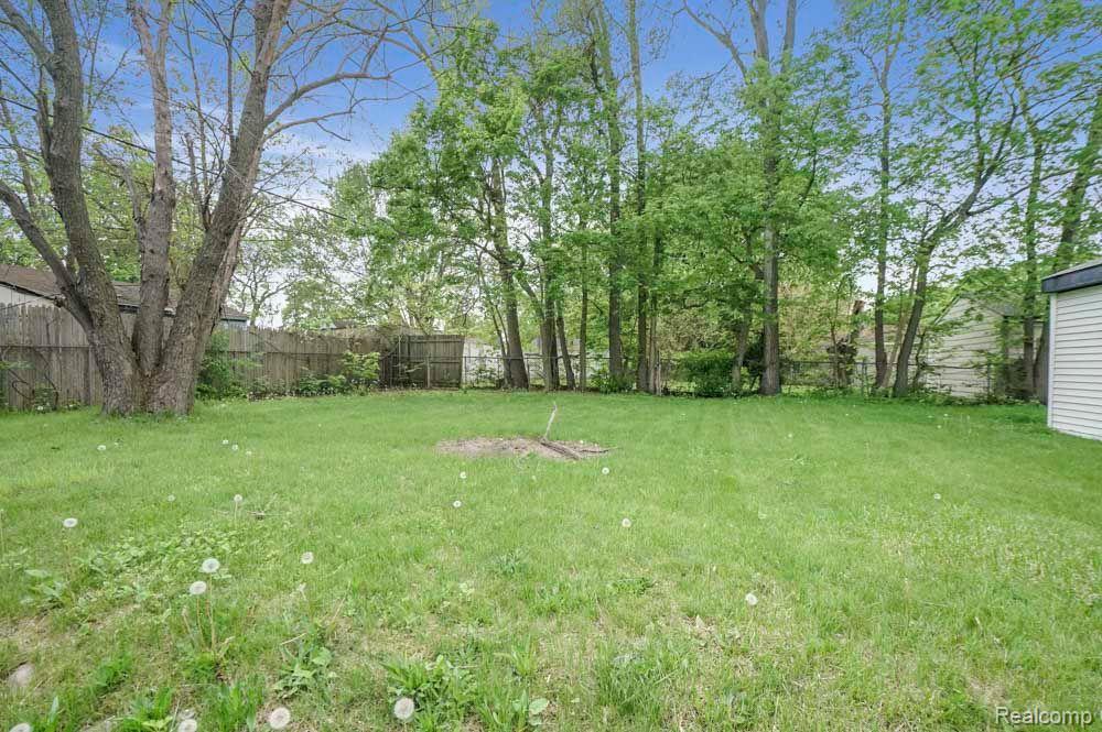 620 2ND Avenue, Pontiac, MI 48340 — Photo 8