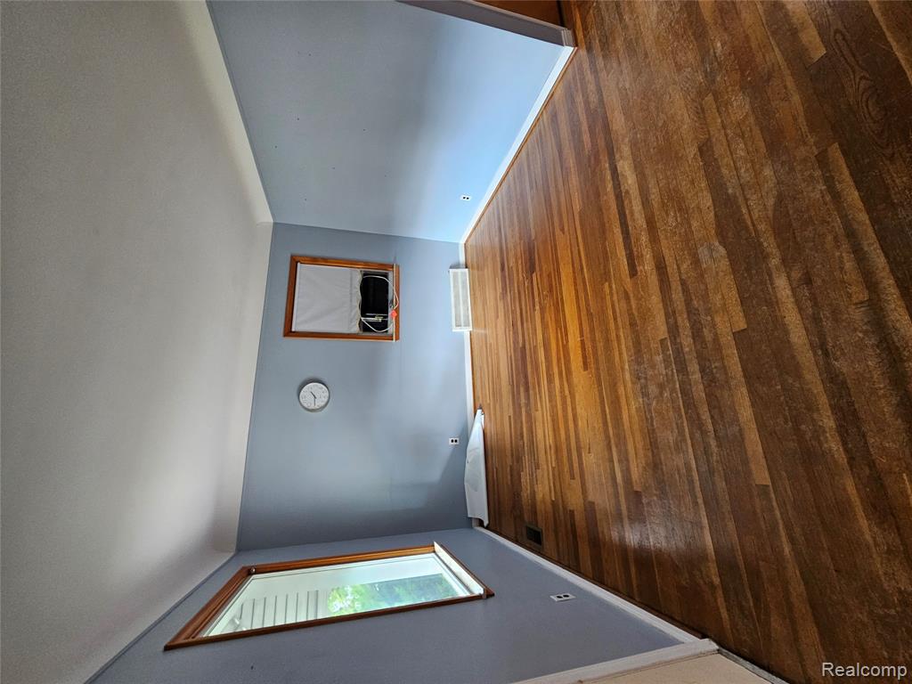 736 Garfield Avenue, Lincoln Park, MI 48146 — Photo 2