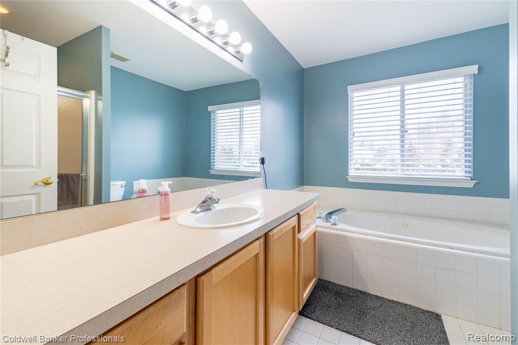 60628 S Lyon Trail, South Lyon, MI 48178 — Photo 29