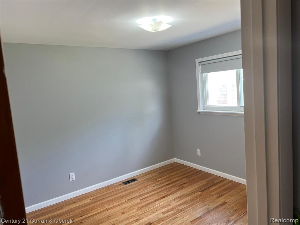 3959 Monroe Street, Dearborn Heights, MI 48125 — Photo 9