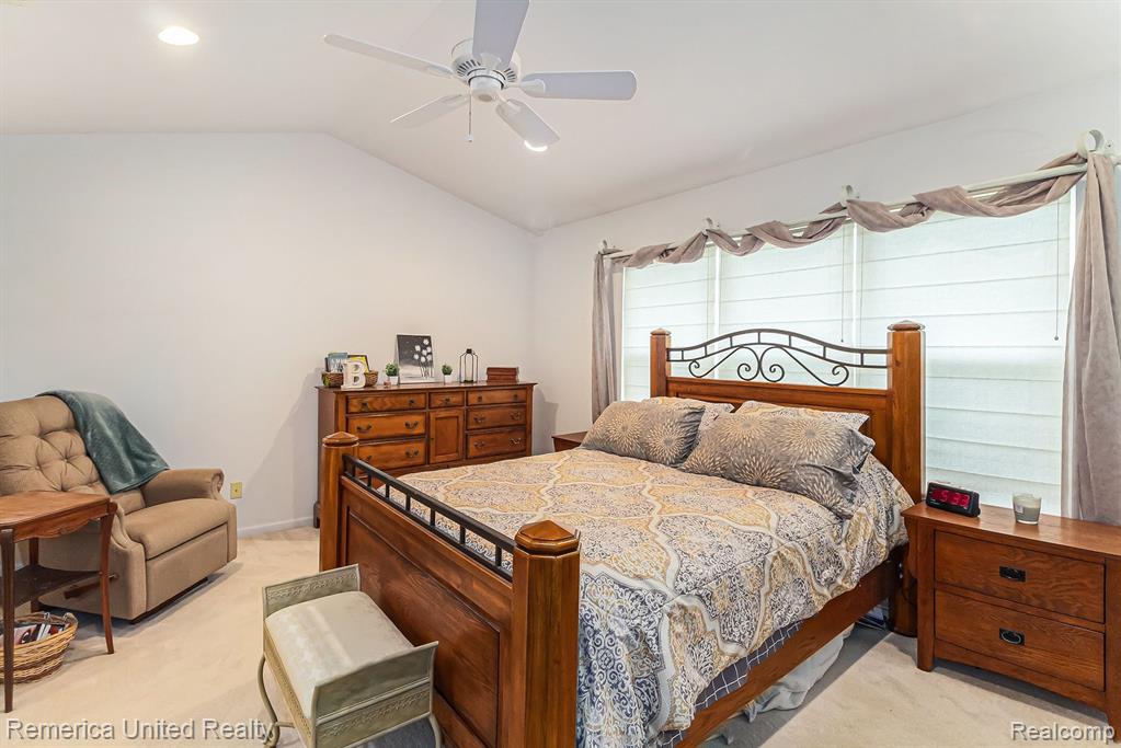 1390 COURTNEY, Hartland, MI 48353 — Photo 14