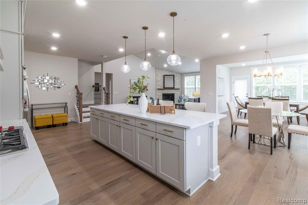 5532 Timber Glen Court, Ann Arbor, MI 48108 — Photo 23