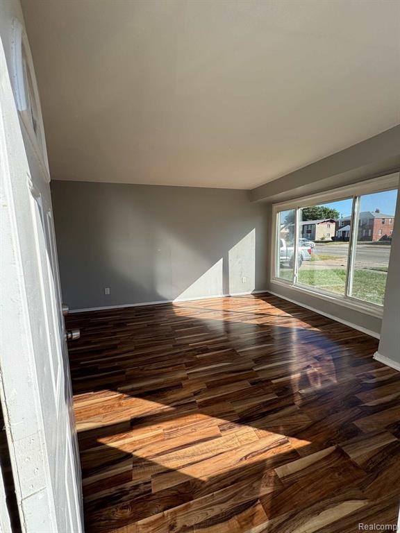 19961 Greenfield Road, Detroit, MI 48235 — Photo 8