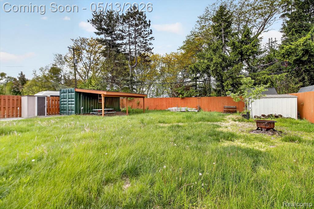 50 CLARENCE Street, Belleville, MI 48111 — Photo 42