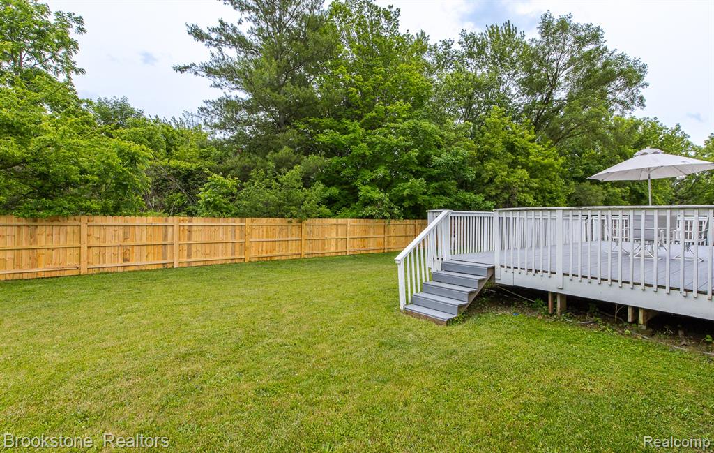 5039 Auker Drive, Grand Blanc, MI 48507 — Photo 40