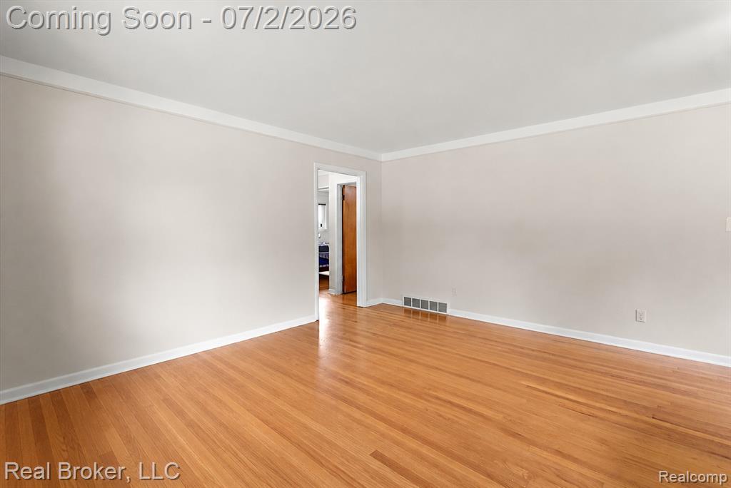 7624 Gary Avenue, Westland, MI — Photo 4