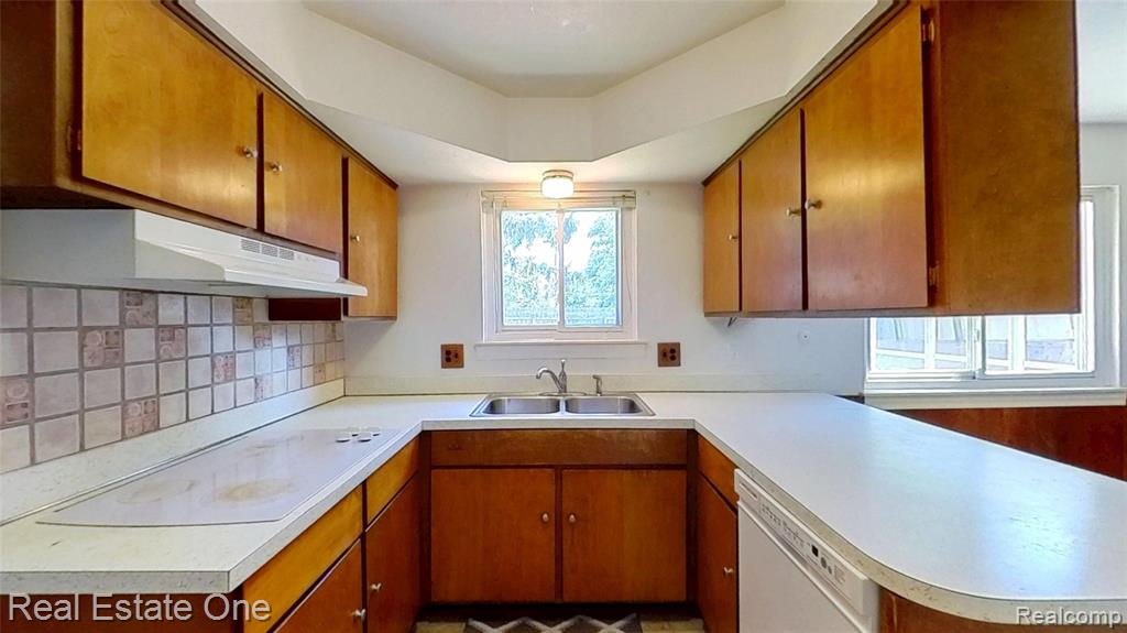 41744 Mae Wood Drive, Sterling Heights, MI 48313 — Photo 22
