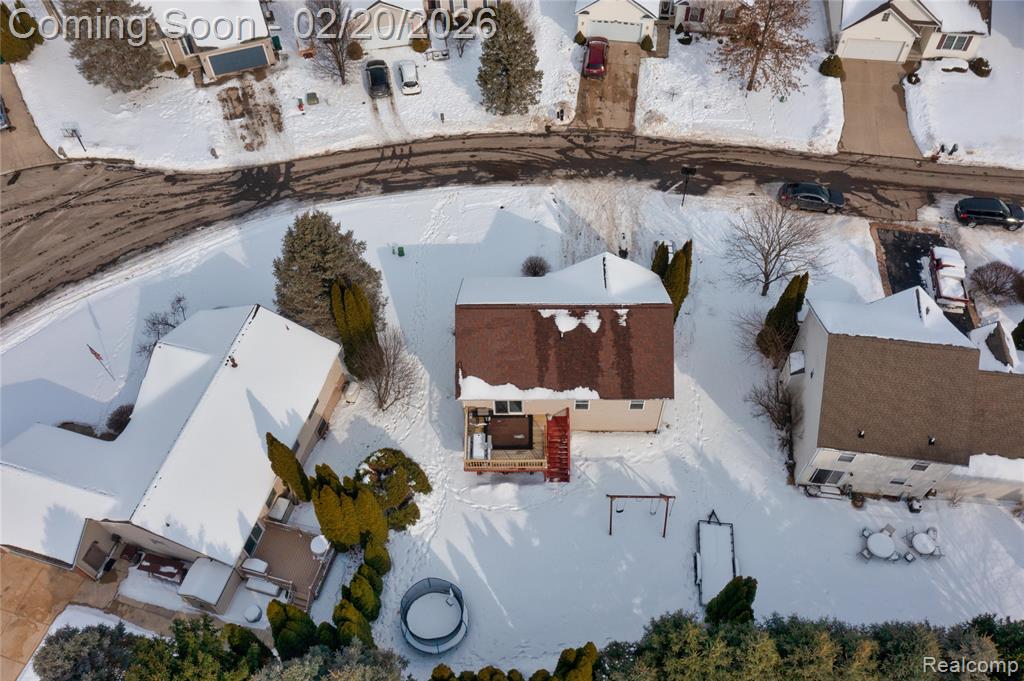 2430 Hickory Circle Drive, Howell, MI 48855 — Photo 21