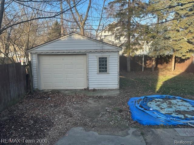 23345 Tawas Avenue, Hazel Park, MI 48030 — Photo 5