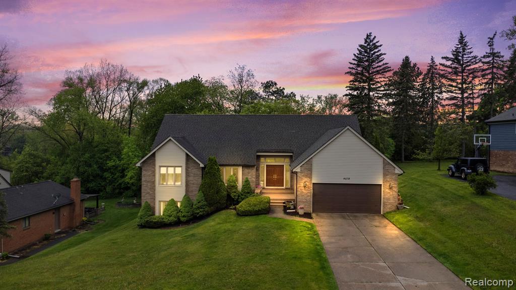 4578 PINE VILLAGE Drive, West Bloomfield, MI 48323 — Photo 56