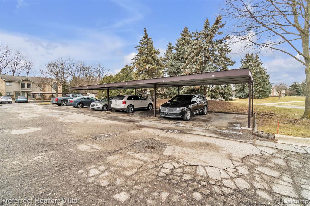 42565 LILLEY POINTE Drive, Canton, MI 48187 — Photo 6